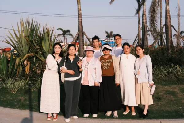 Exfatter Apparel team during 2025 spring team building event in Quanzhou